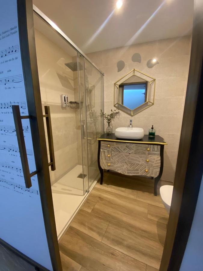 Ateneo Cuenca Suites Con Cocina En El Casco Historico Екстер'єр фото