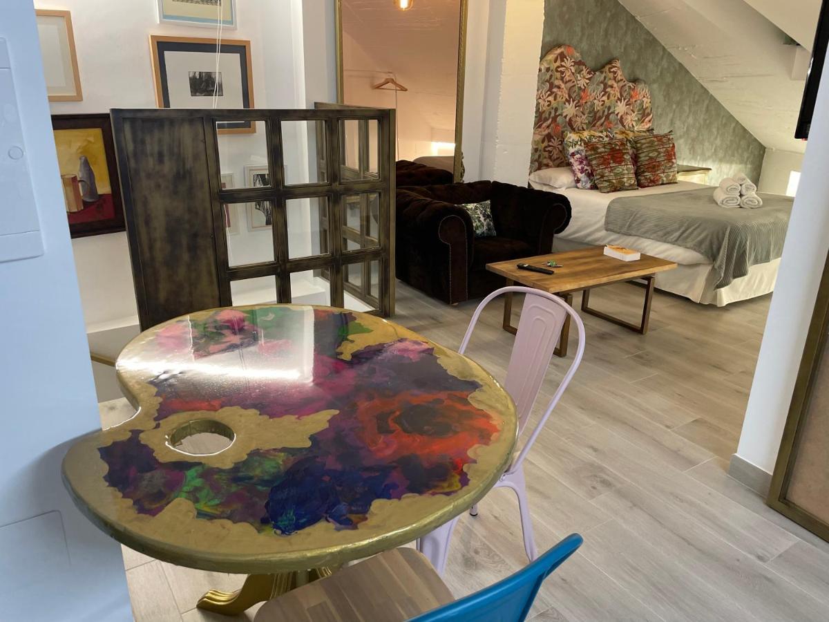 Ateneo Cuenca Suites Con Cocina En El Casco Historico Екстер'єр фото